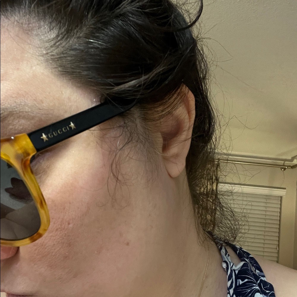 Gucci Tortoise Shell Sunglasses with Black Lenses - Picture 6 of 9
